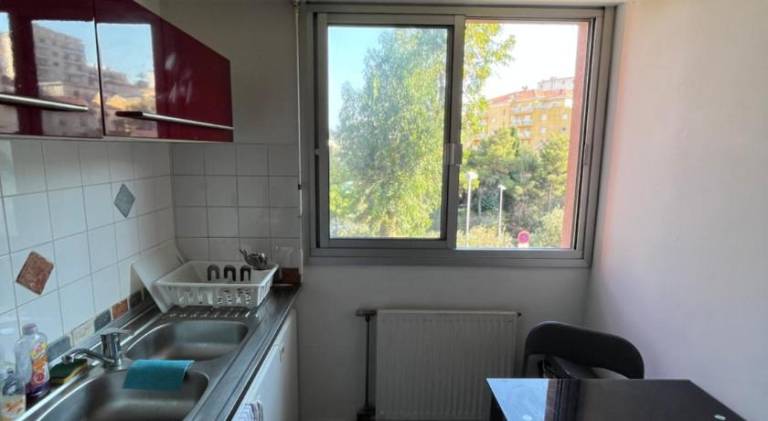 2 pieces avec terrasse en residence privee — photo 4