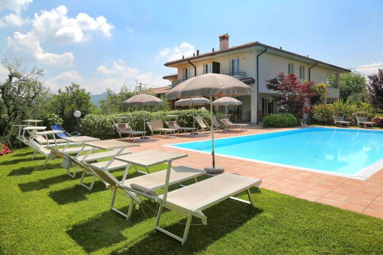 Privatzimmer Caprino Veronese