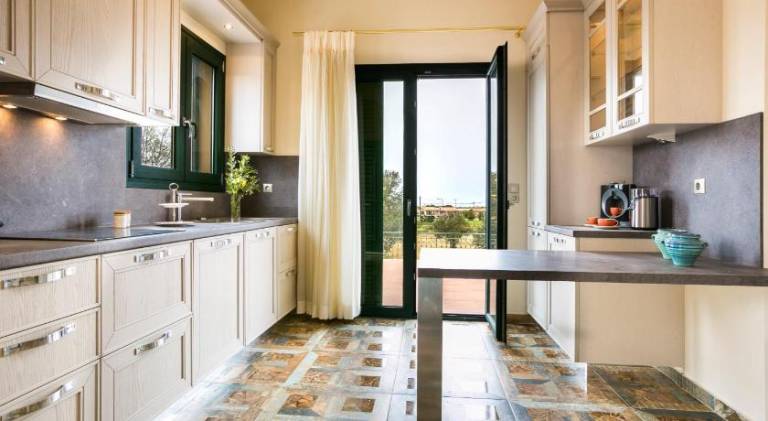 Nice villa with private pool, terrace & garden | Pets allowed — photo 3