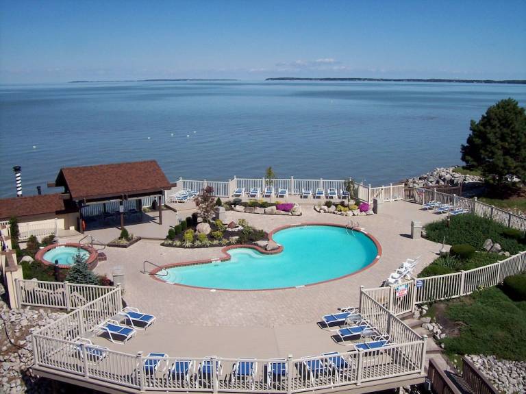 Condo Port Clinton