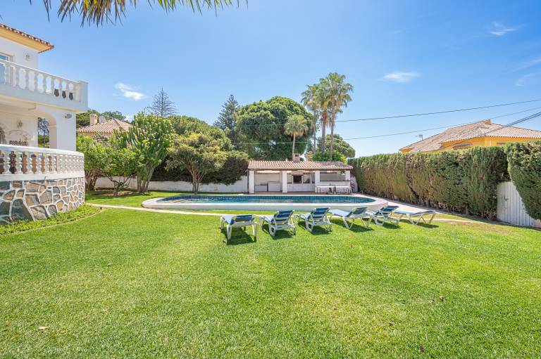 Villa with heated pool, terrace & fast internet | Garden view | Good for workation — photo 5