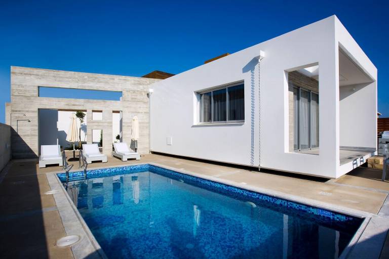 Vila  Paphos