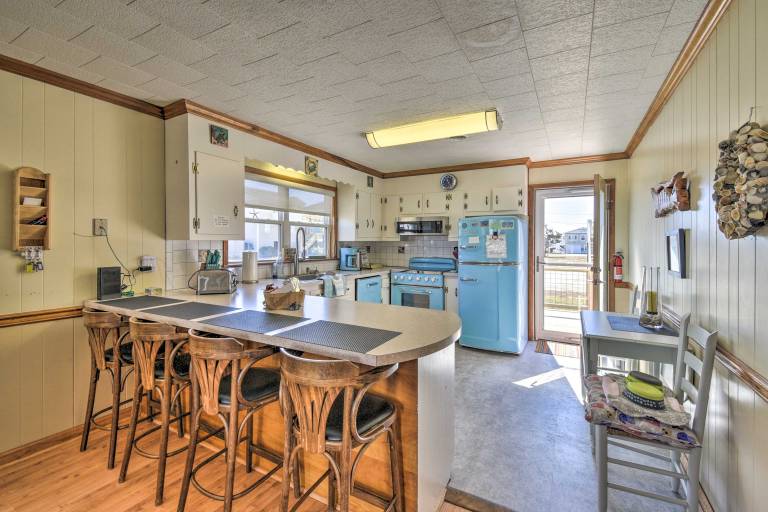 Nags Head Cottage: Screened Porch, Walk to Beach! — photo 3