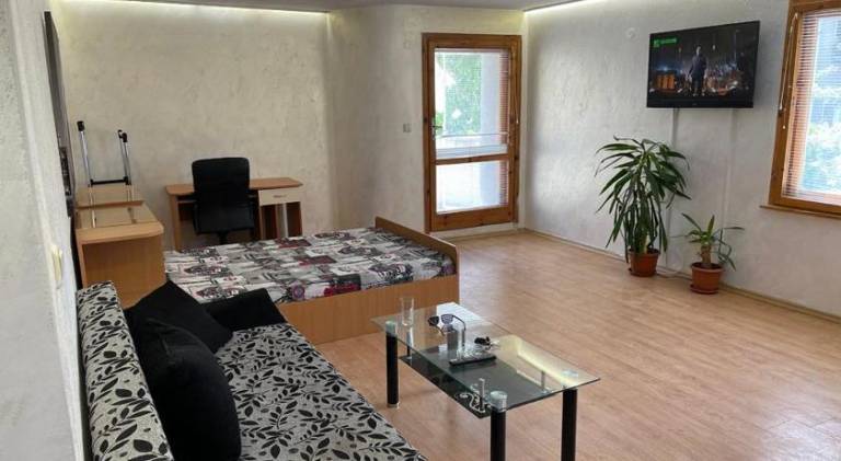 Apartment with 1 room for 4 persons in Varna
