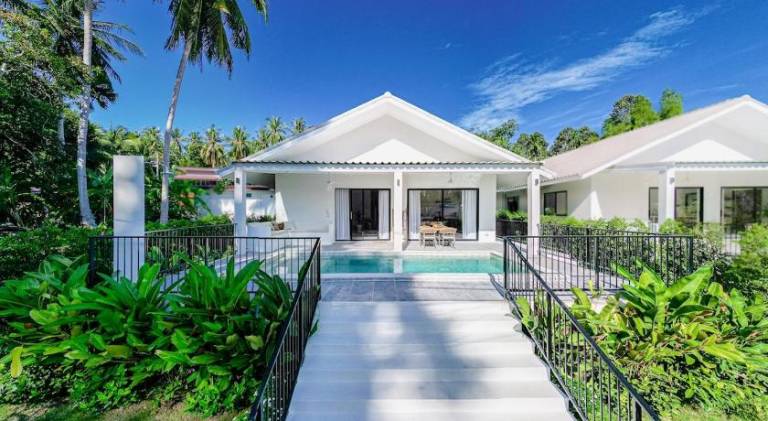 Wonderful villa with terrace, yard & private pool | Pets are welcome in Ko Pha-ngan