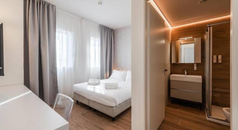 Serviced apartment with patio in Imola