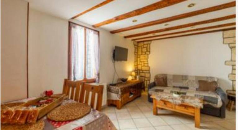 ANNECY 2 Fg Sainte Claire vieille ville 4pers 3 etoiles proche lac et gare — photo 2