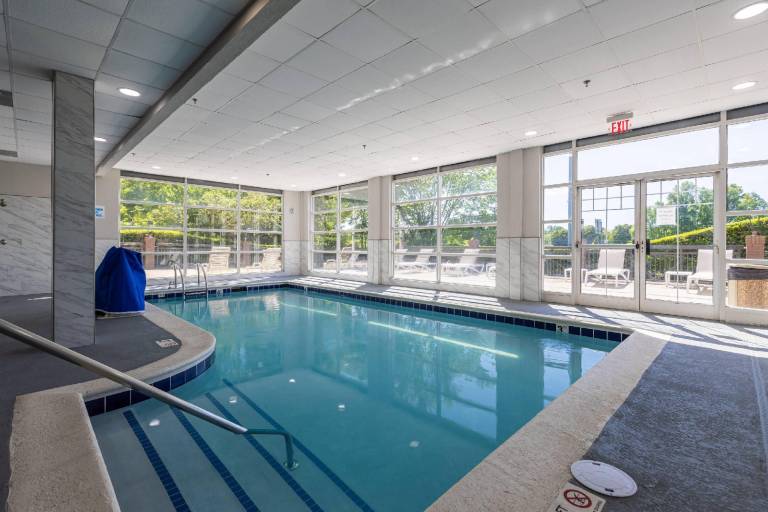 Country Inn & Suites by Radisson, Lake Norman Huntersville, NC — photo 5