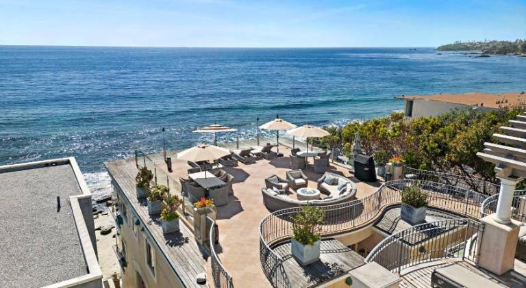 Villa with jacuzzi | Beach nearby | Dogs allowed — photo 5