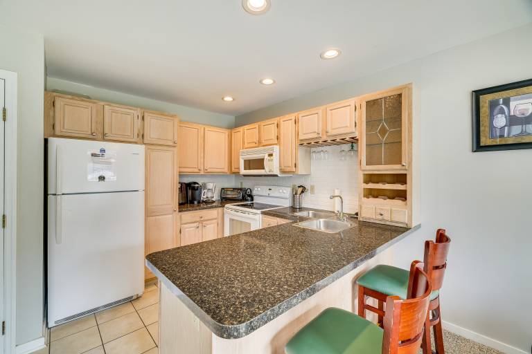Near Big Boulder Mtn! Home w/ Fireplace & Games — photo 4