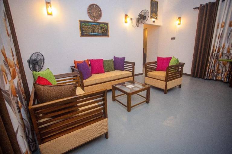 Vacation home with 1 room for 5 persons in Hikkaduwa