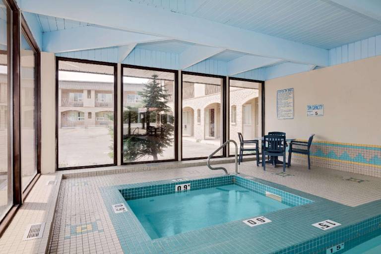 Metro Inn — photo 5
