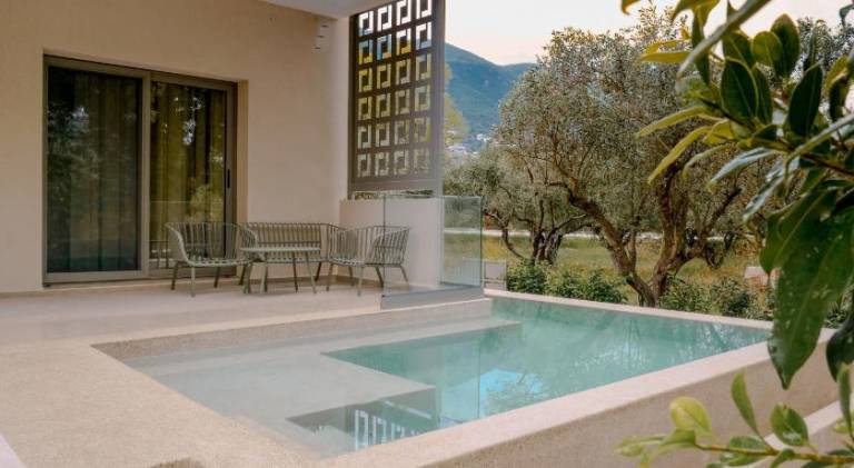 Lovely rental apartment with terrace, garden & hot tub | Next to the beach | Good for workation | Dogs allowed — photo 3