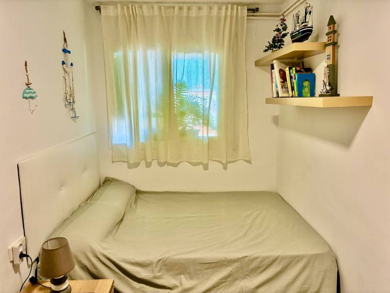 Family-oriented wonderful private room with patio | Dogs allowed — photo 3