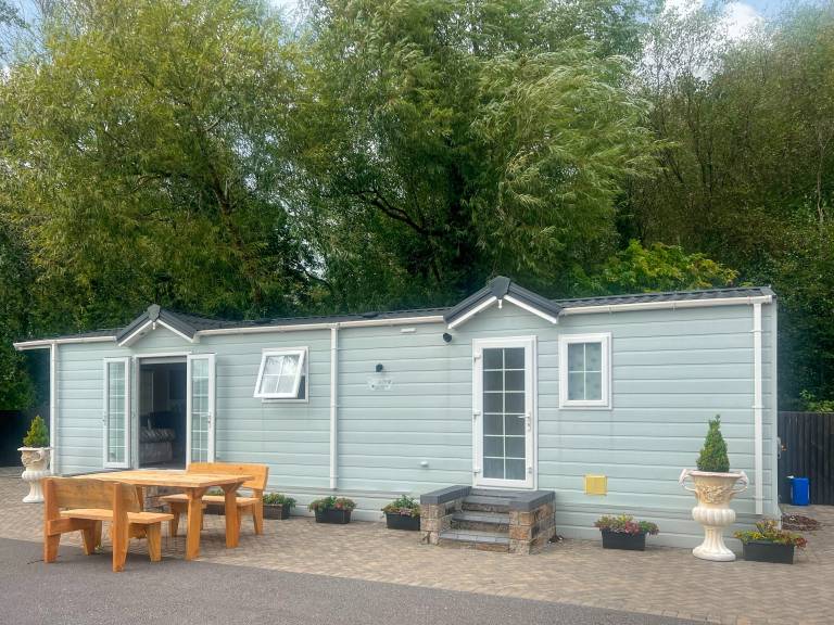 Meadows Farm Lodge UK47614
