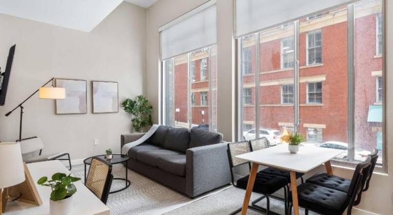 Rental apartment with BBQ in Cincinnati, OH