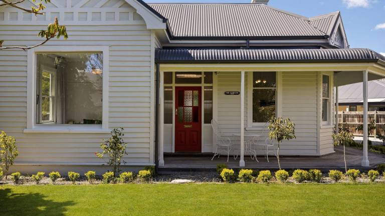 Cabin  Arrowtown
