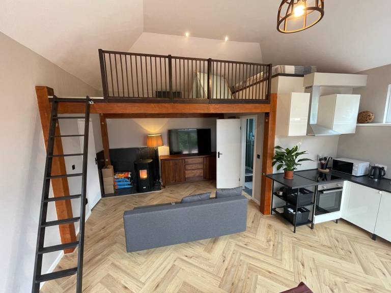 Charming bungalow with barbeque & garden | Pets allowed — photo 2