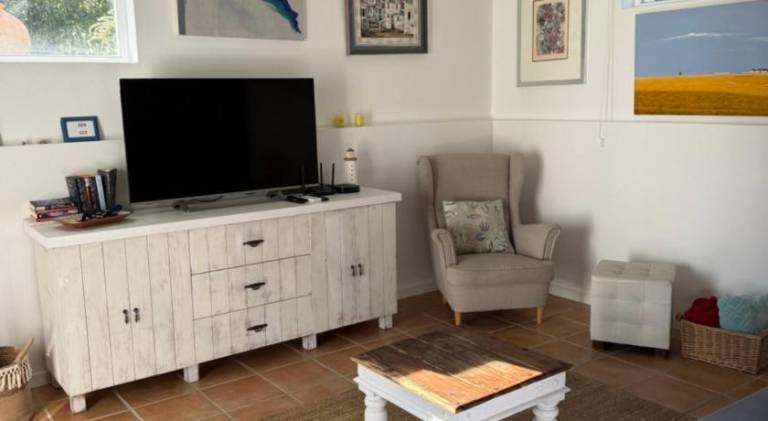 Vacation home with barbecue, terrace & yard | Good for workation in Setubal