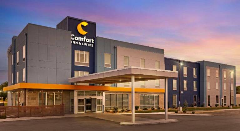 Comfort Inn & Suites Mountain Grove US-60 in Mountain Grove, MO