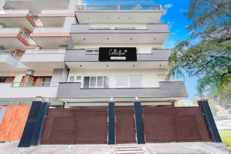 Collection O Sector 43 Gurgaon