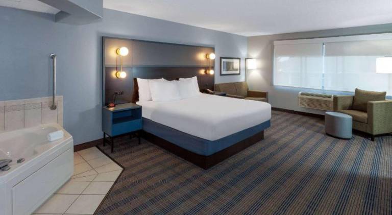 AmericInn by Wyndham Peoria — photo 2