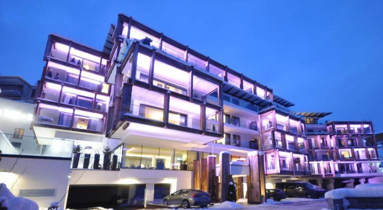 Serviced apartment with terrace, pool & sauna — photo 5