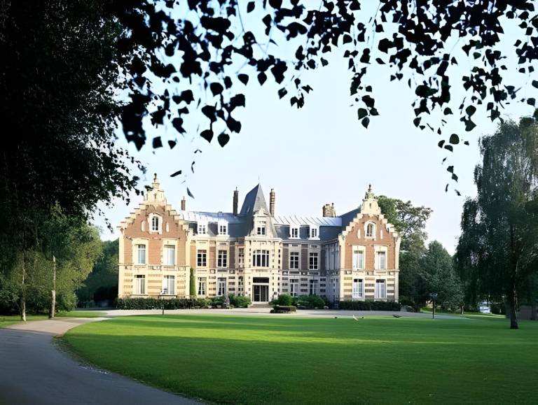 Hotel Chateau Tilques in Saint-Omer