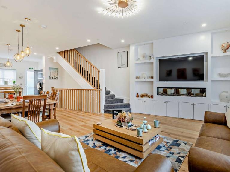 Nice cottage | Water view | Pets are welcome in Paignton