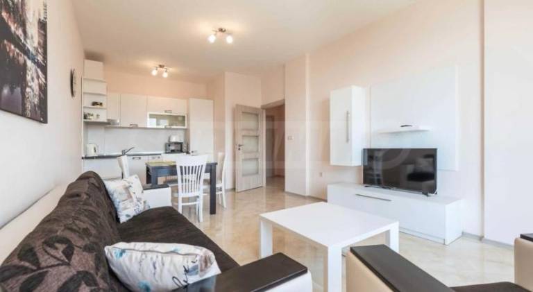Nice holiday apartment with pool, patio & hot tub | Beach nearby | Suitable for remote work | Pet-friendly — photo 2
