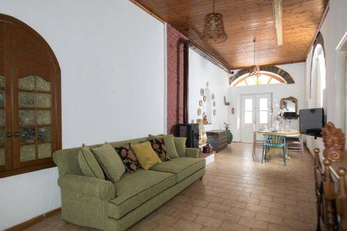 House Poros