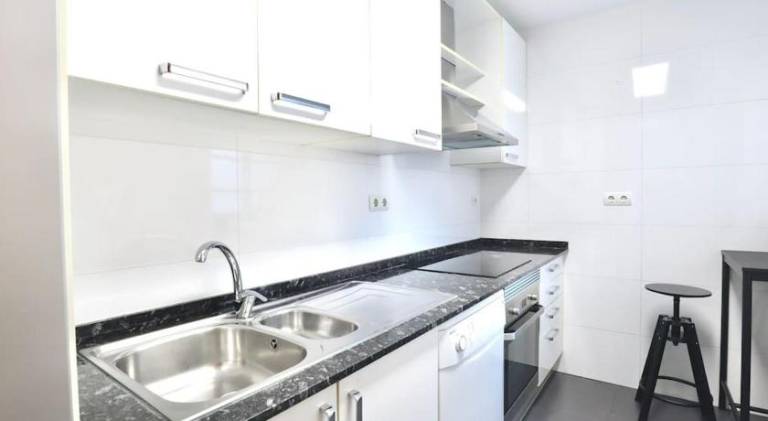 Rental apartment with 3 rooms for 6 persons — photo 4