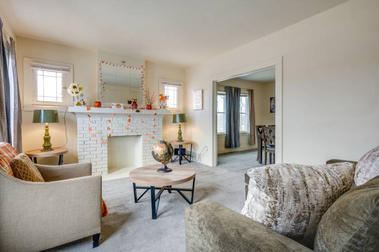 Apartment Oakman Blvd.