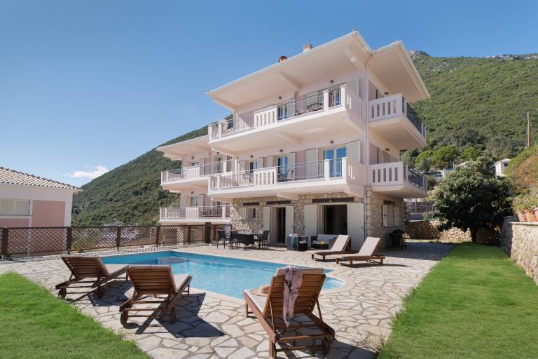 Apartment 'Villa Aeropi' with Sea View, Wi-Fi and Air Conditioning — photo 2
