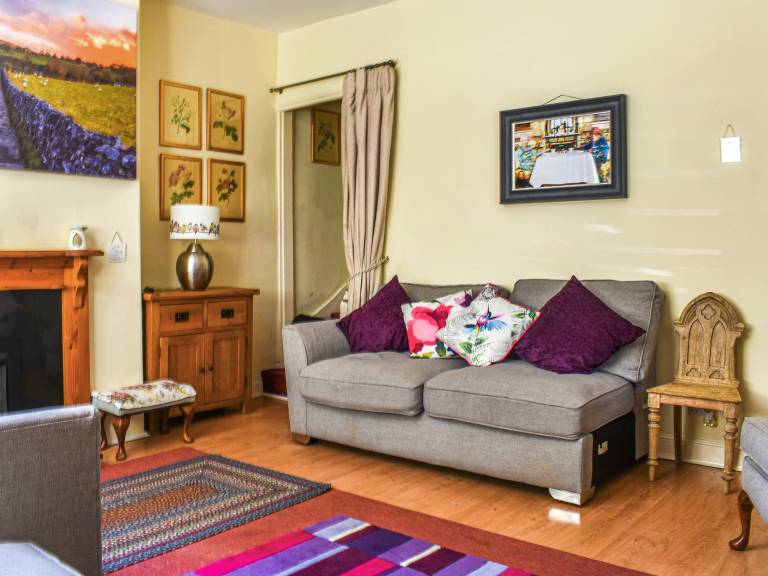 Family-oriented cottage with garden | Dogs allowed — photo 3