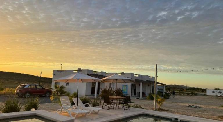 Holiday apartment with private pool & patio | Dogs allowed — photo 4