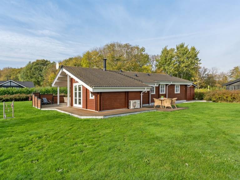 Children-friendly wonderful house with yard, terrace & BBQ | Sea view | Pets are welcome — photo 5