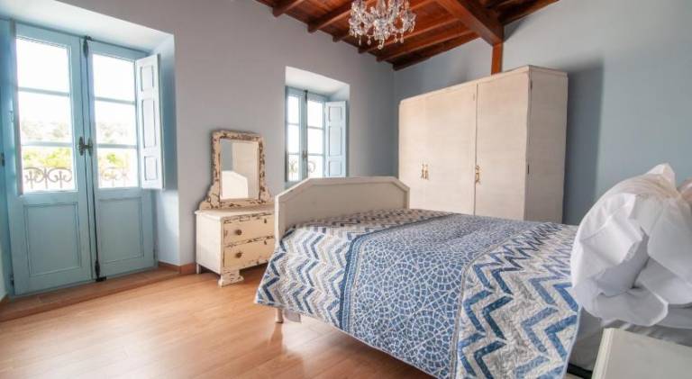 Vacation home with grill, yard & patio | Perfect for remote work in Salamanca