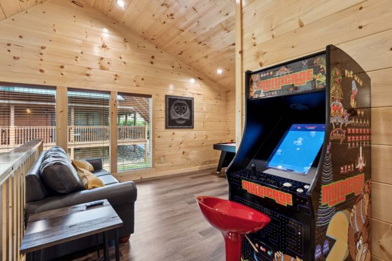 Child-friendly cabin with jacuzzi, BBQ & pool | Mountain view | Dogs allowed — photo 5