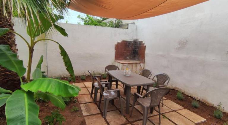 House with BBQ, garden & terrace — photo 5
