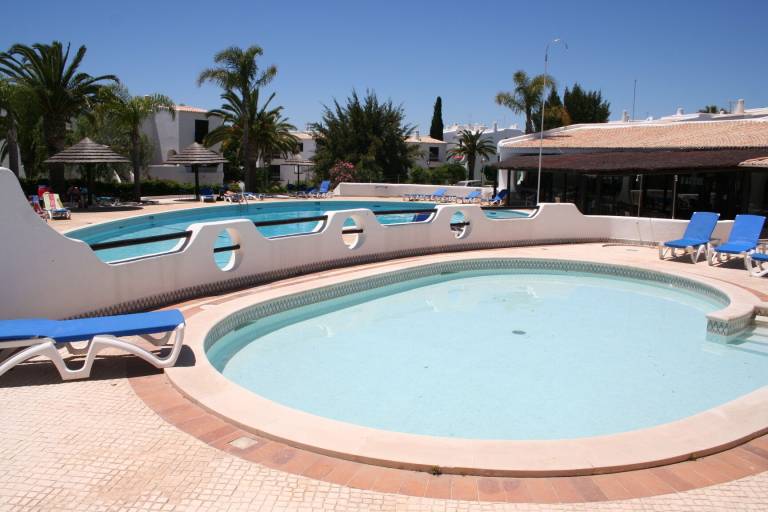 Apartamento Vale de Santa Maria