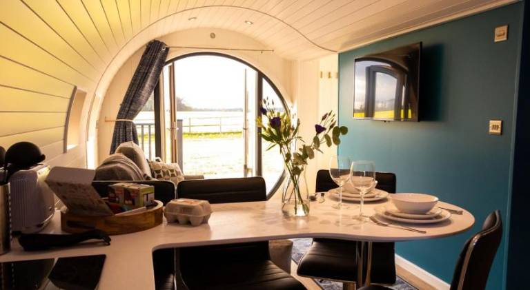 Hollins Farm - Dog Friendly, Self Catering Holiday Lodges — photo 3