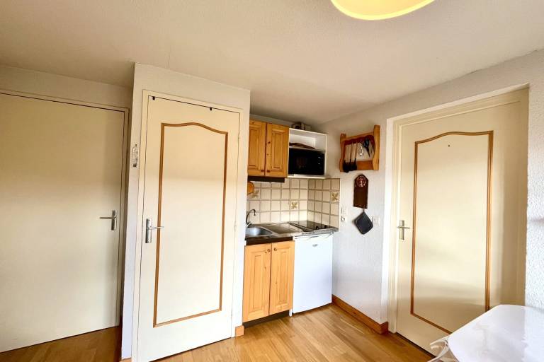Rental apartment with 2 rooms for 4 persons — photo 2