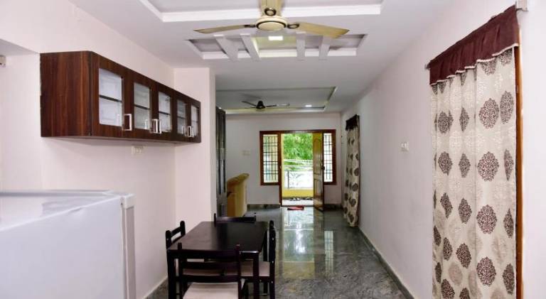 House with terrace — photo 4