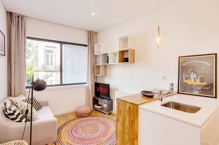 Studio asunto Porto