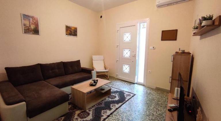 Lovely apartment | Pets are welcome in Aristotelis