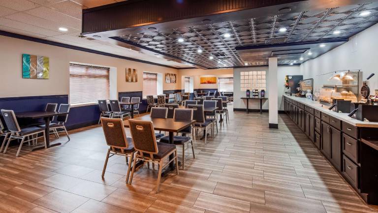 SureStay Plus by Best Western Sacramento Cal Expo — photo 3