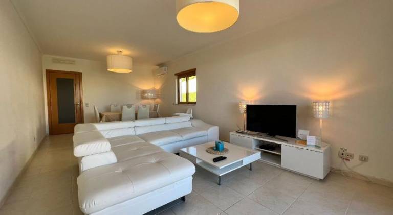 Villa Filipa III - Beachfront with Jacuzzi — photo 2