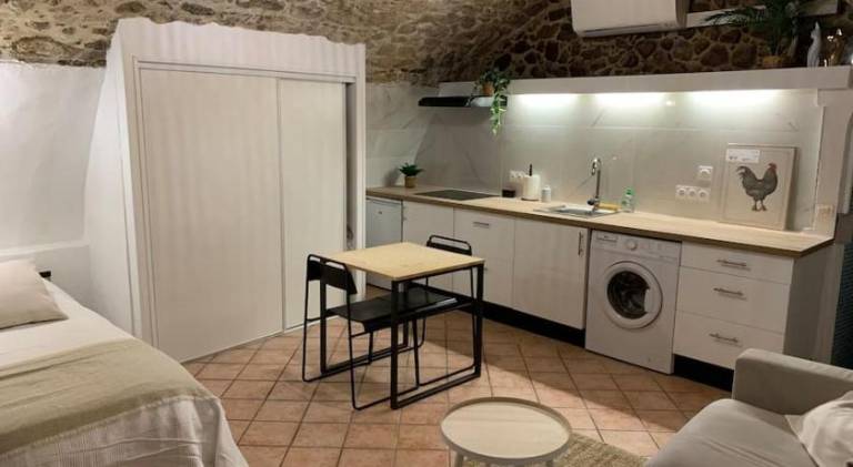 Apartment with 1 room for 4 persons — photo 2