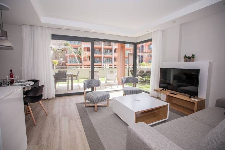 Aparthotel  Patalavaca